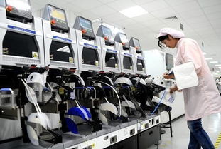 清華畢業卻找不到工作，工廠打工20年意外成就319億旅游帝國